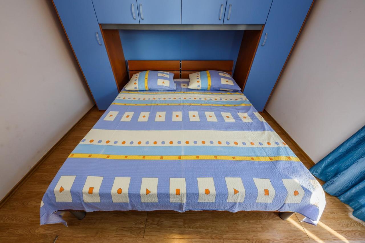 Apartamenty Z Basenem Ilja โรกอซนิซา ภายนอก รูปภาพ